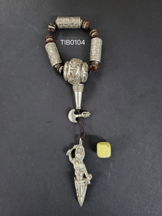 TIB0104